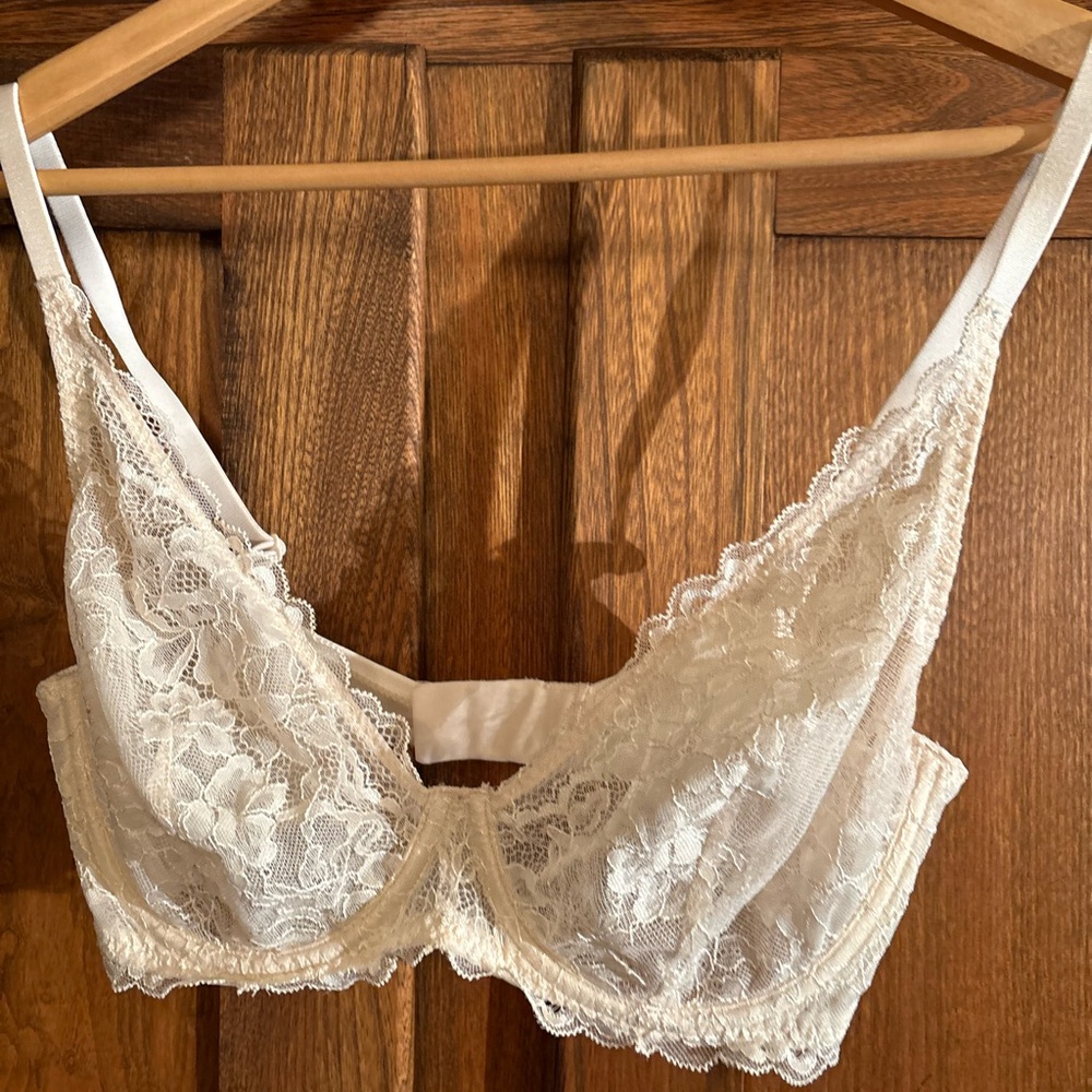 Lace Bralette in Cream